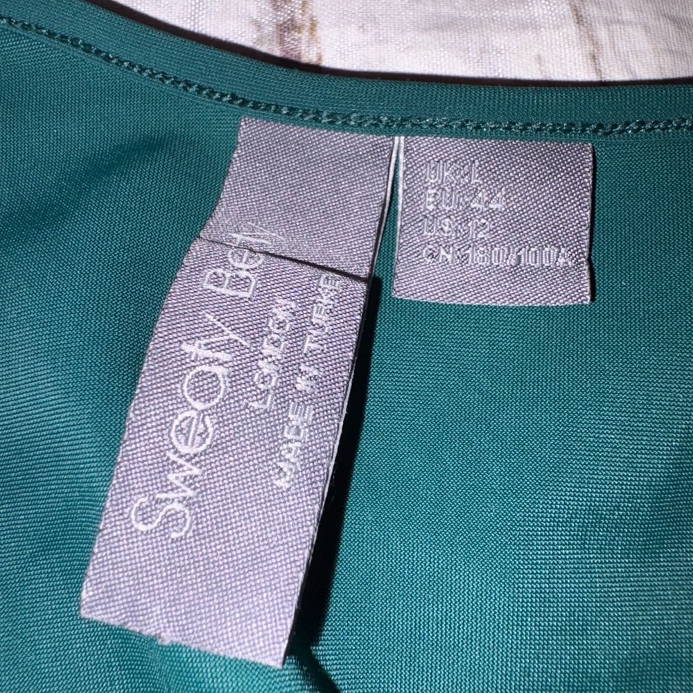 RARE! Sweaty Betty green explorer jumpsuit 12 - Picture 5 of 6